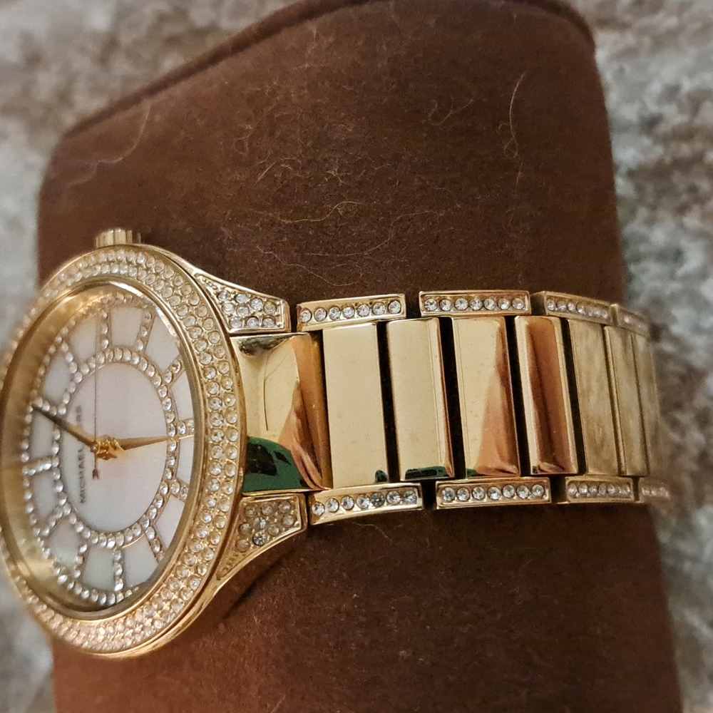 Michael Kors Watch - Picture 5 of 7